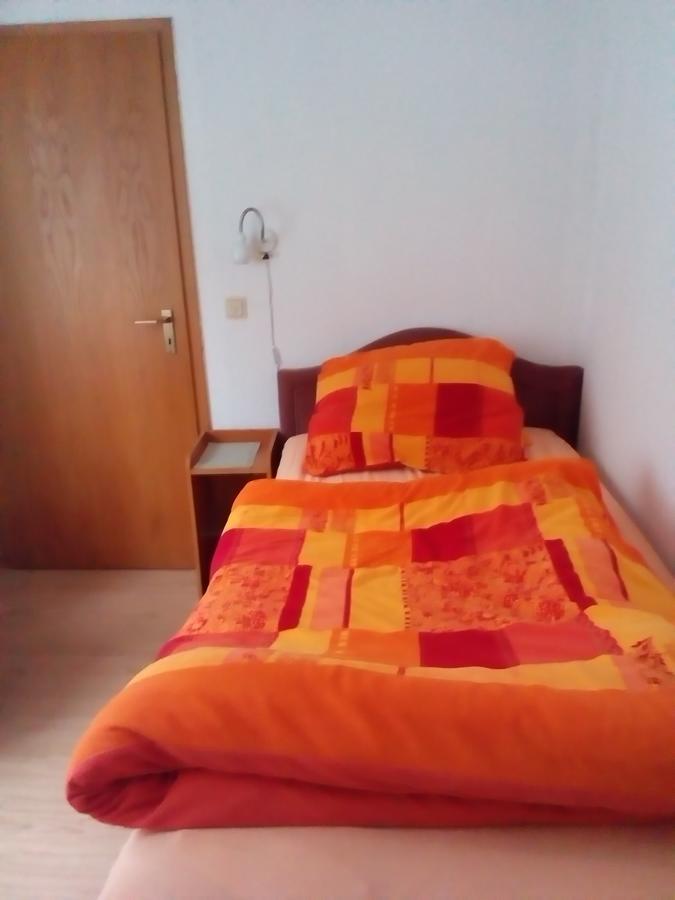 Monteurhotel Garni Alter Olper Hof ลินด์ลาร์ ภายนอก รูปภาพ